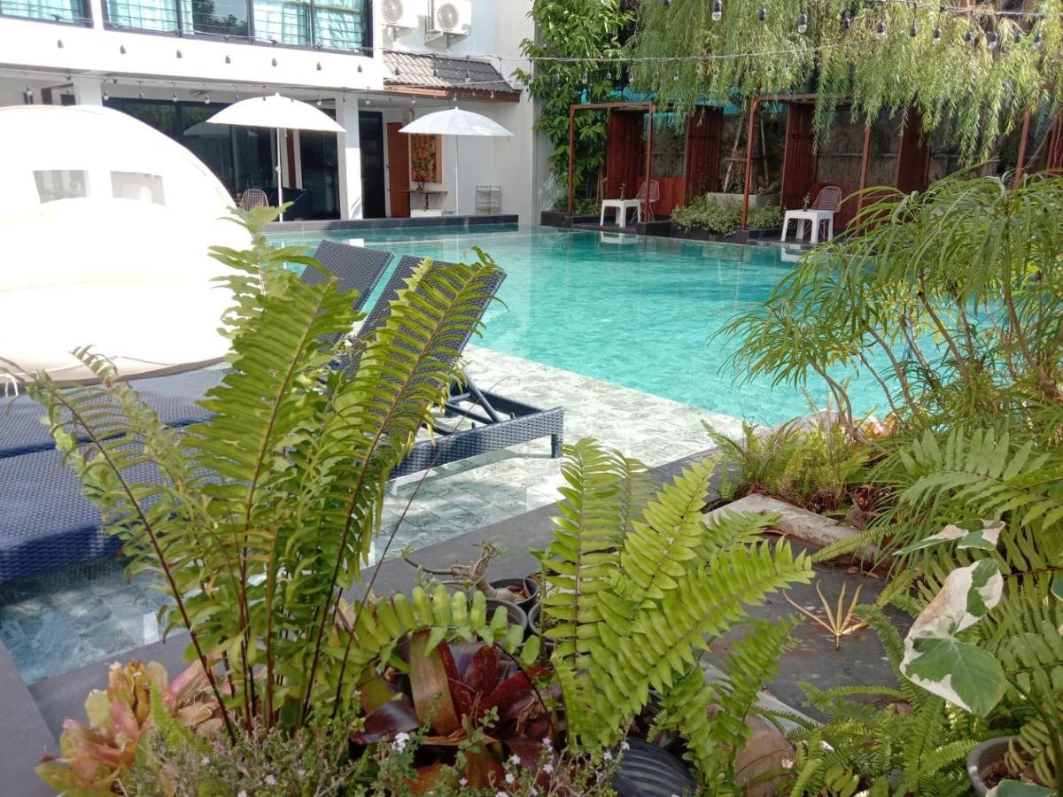 Anodard Hotel Chiang Mai Exterior photo