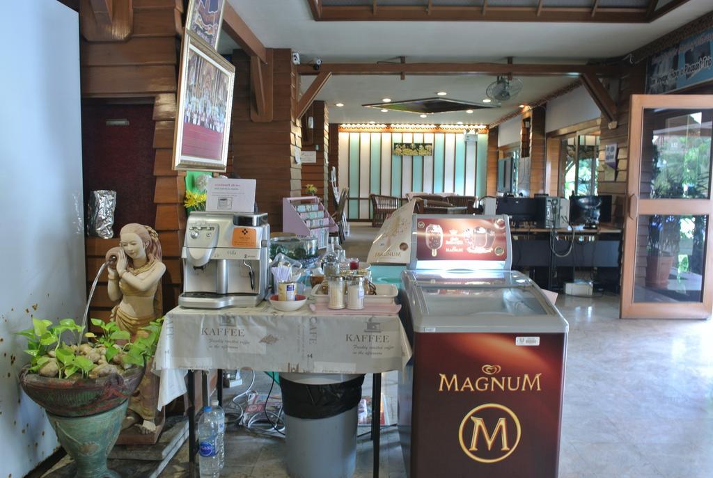 Anodard Hotel Chiang Mai Exterior photo